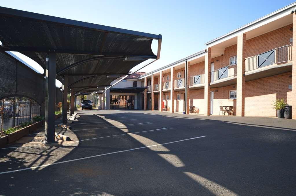 Motel Bluegum Dubbo (Adults Only) Extérieur photo