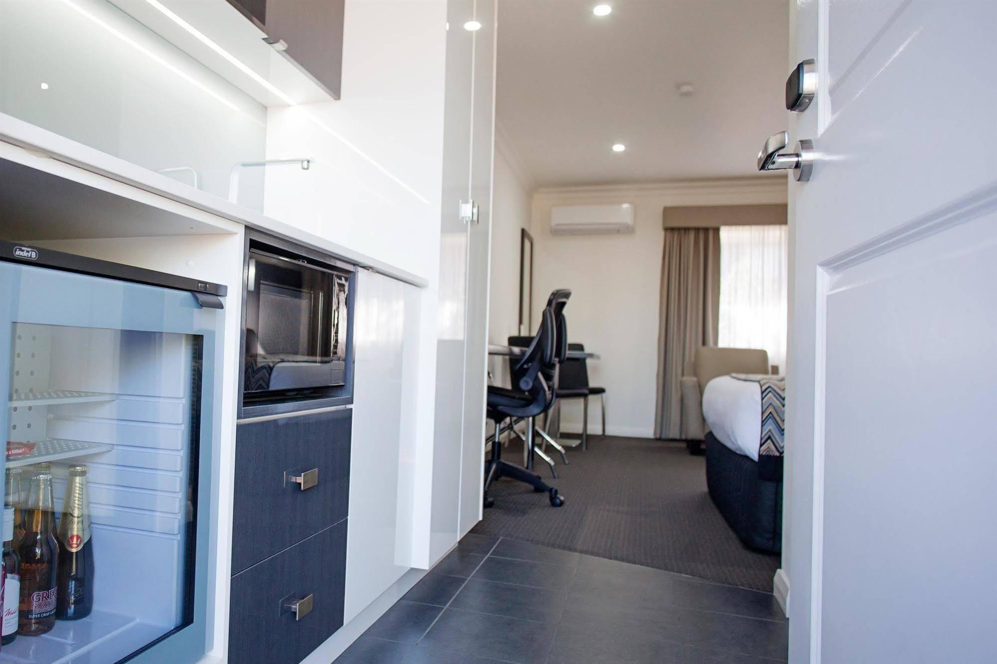 Motel Bluegum Dubbo (Adults Only) Extérieur photo