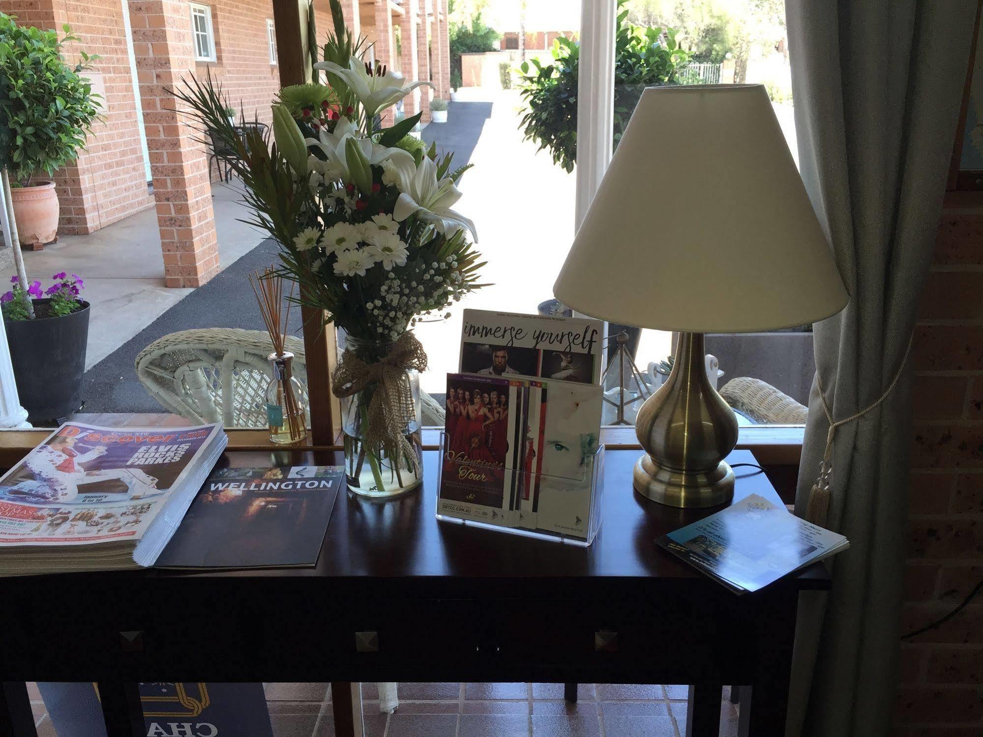 Motel Bluegum Dubbo (Adults Only) Extérieur photo