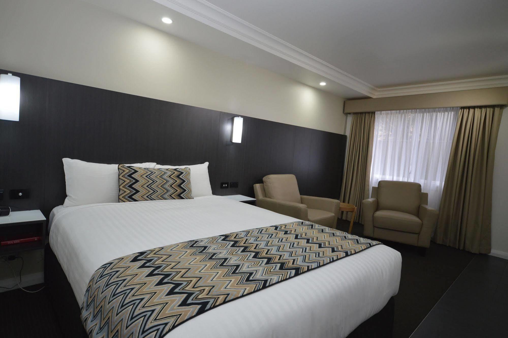Motel Bluegum Dubbo (Adults Only) Extérieur photo
